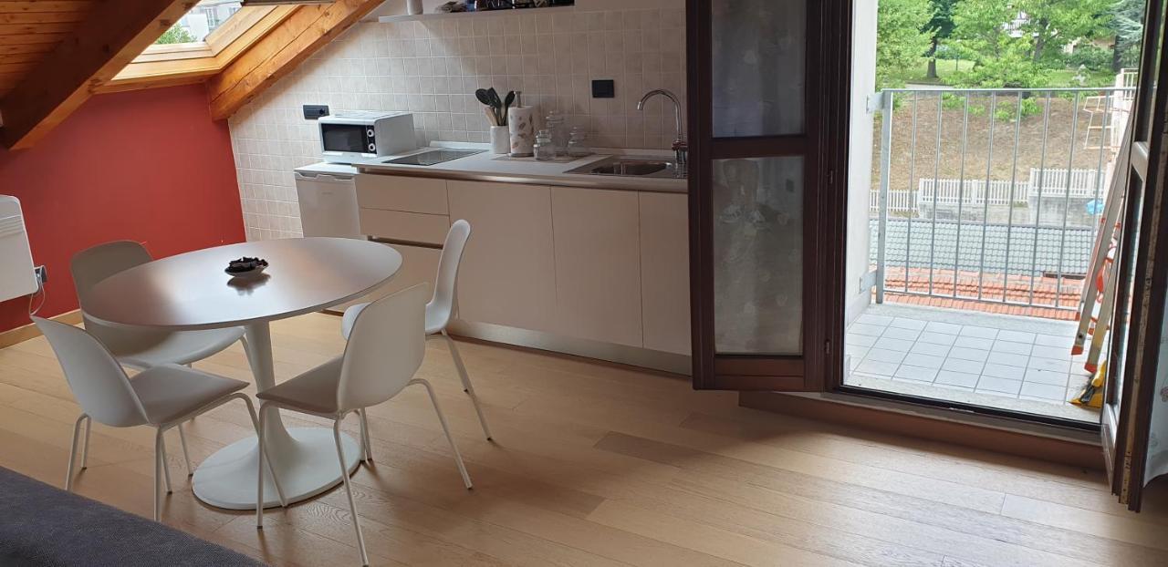 Appartamento Residenza Lavinia Monforte dʼAlba Exteriér fotografie
