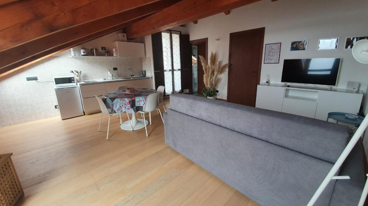 Appartamento Residenza Lavinia Monforte dʼAlba Exteriér fotografie